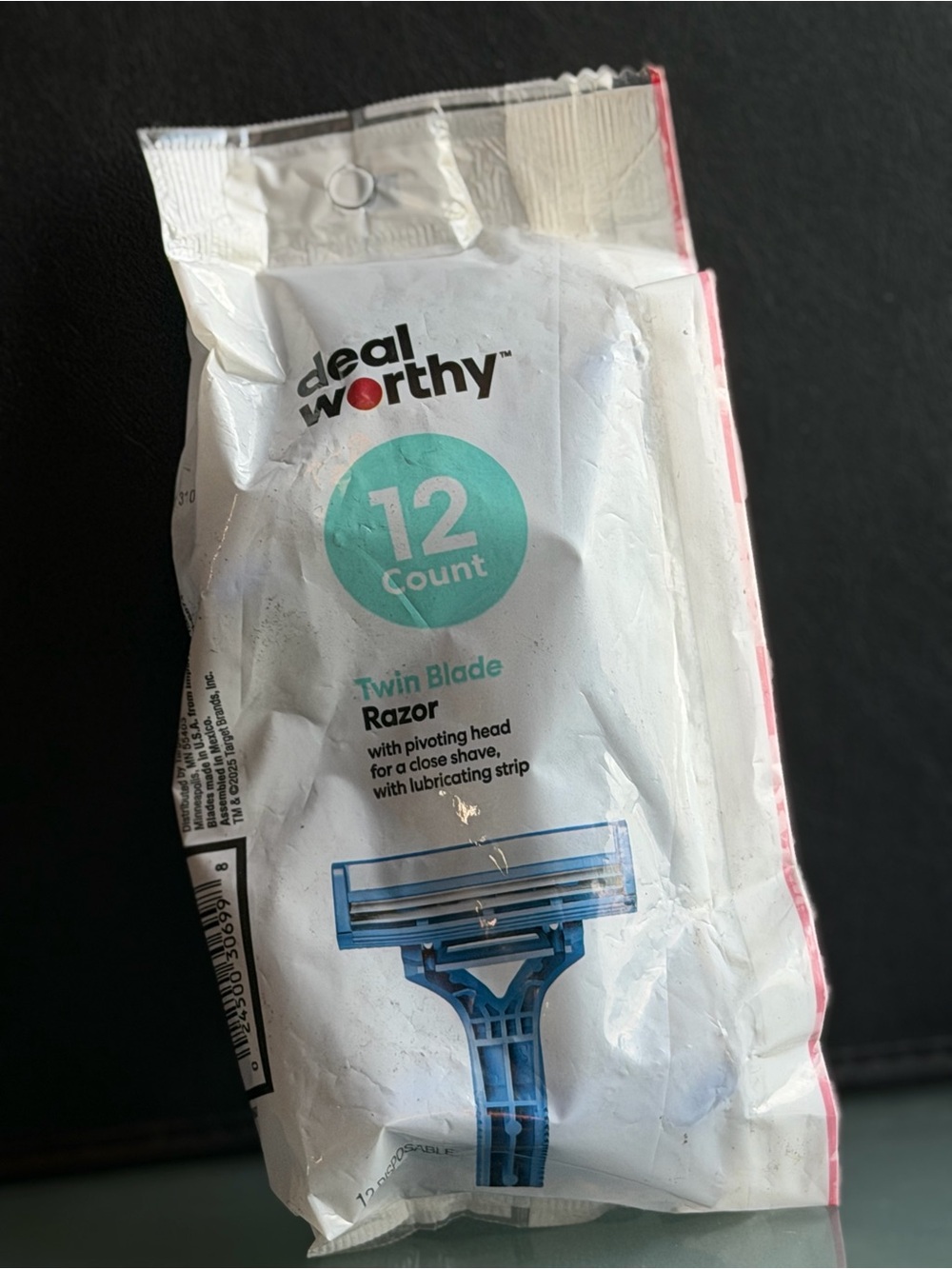 Ideaworthy 12-Count Twin Blade Razors for Women - White & Blue